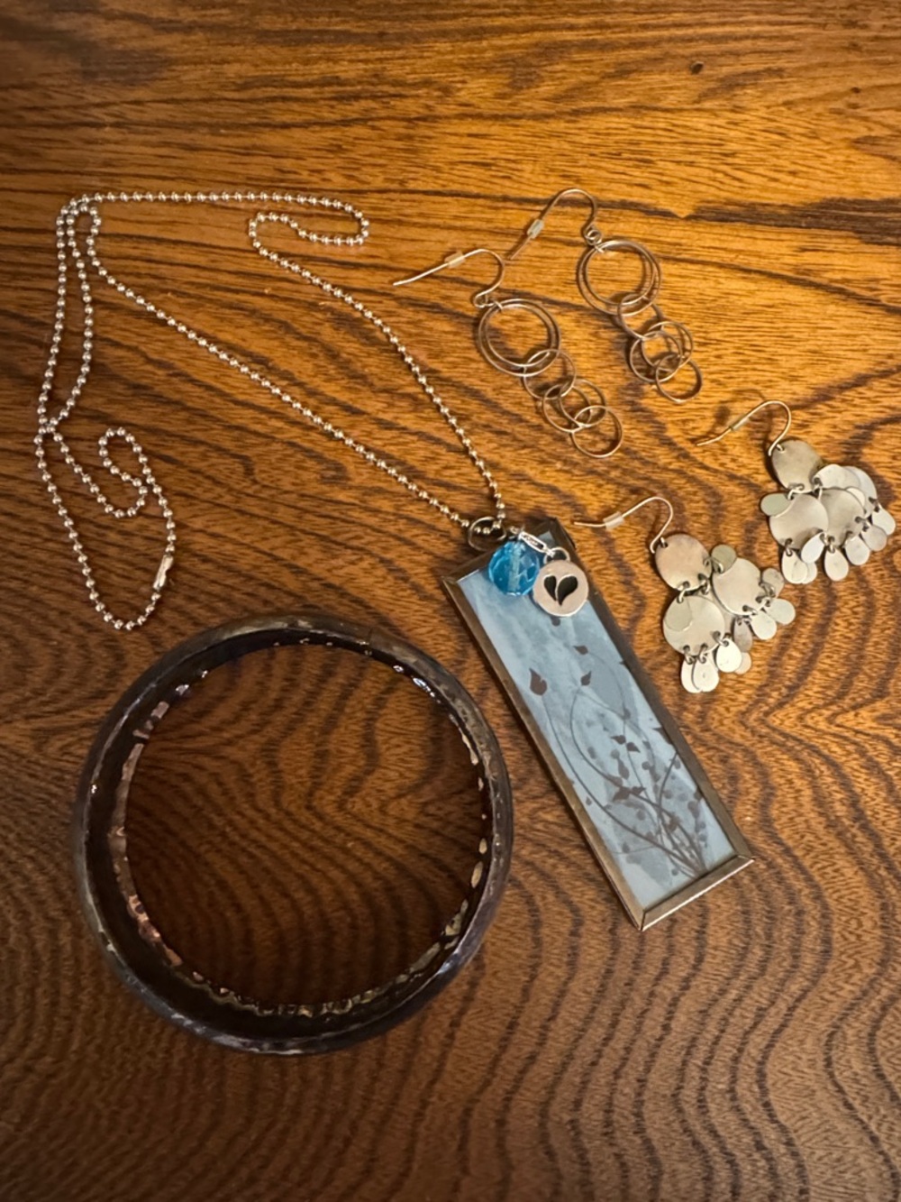 Blue and Silver Pendant Necklace Set with earrings, rings & bracelet - Picture 3 of 13